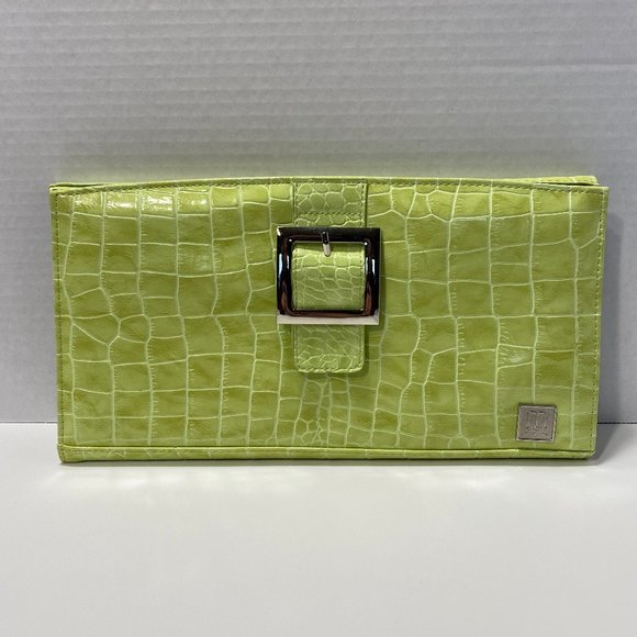 Miche Handbags - MICHE Women's Wallet, Green color, Standard Size Miche Handbags - MICHE Women's Wallet, Green color, Standard Size